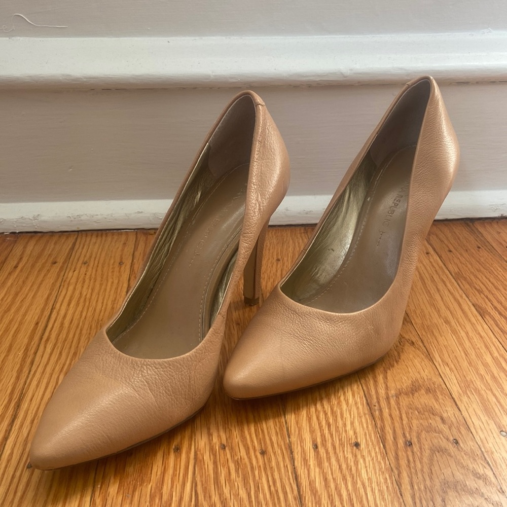 Banana Republic Heels